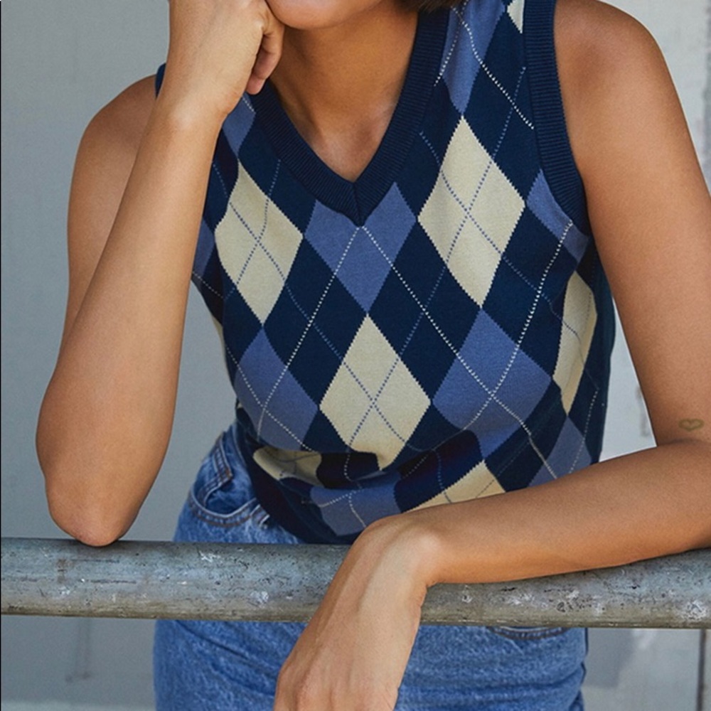 PacSun/John gilt argyle navy sweater vest